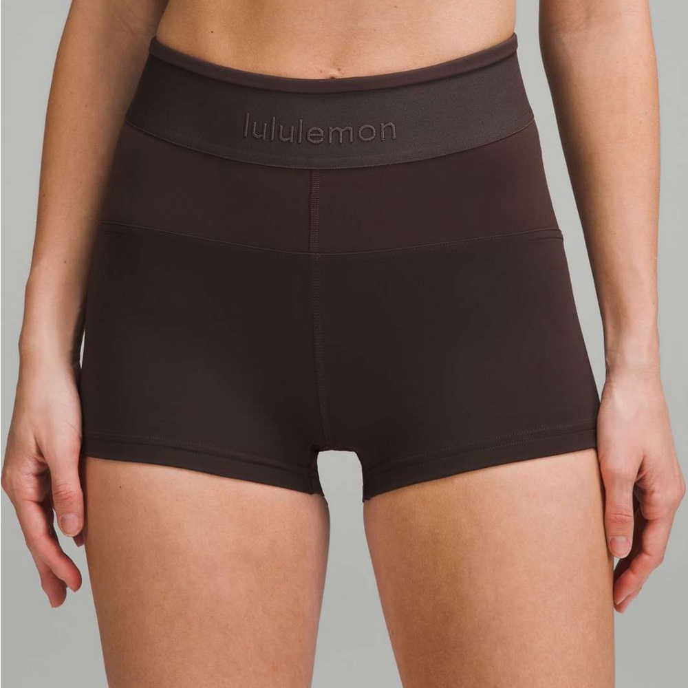 Lululemon | License to Train High Rise Shorts 2” Logo | Sz 12